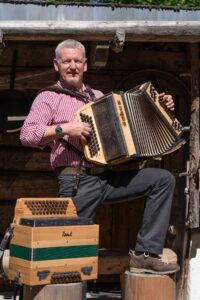 Beat Röösli als Äntlwbucher Ziacher